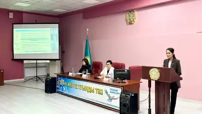 Сотрудник Антикора посетил медцентр в Жамбылской области, фото - Новости Zakon.kz от 04.12.2024 16:53