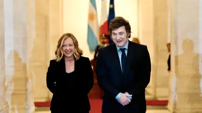 Президент Аргентины получил паспорт Италии, фото - Новости Zakon.kz от 14.12.2024 08:39