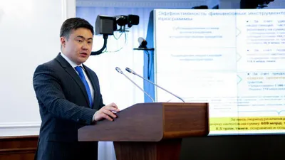 Глава Нацбанка объяснил, почему Казахстан не живет как в Арабских Эмиратах, фото - Новости Zakon.kz от 18.12.2024 16:20