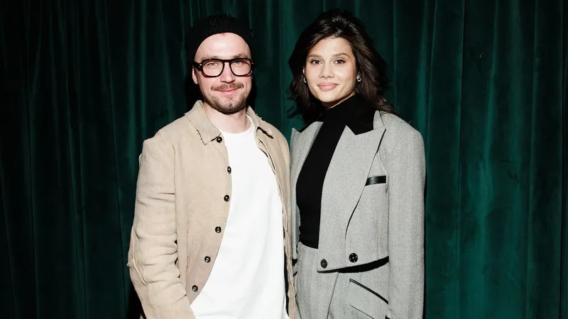 Александр Петров и его супруга объявили о скором пополнении