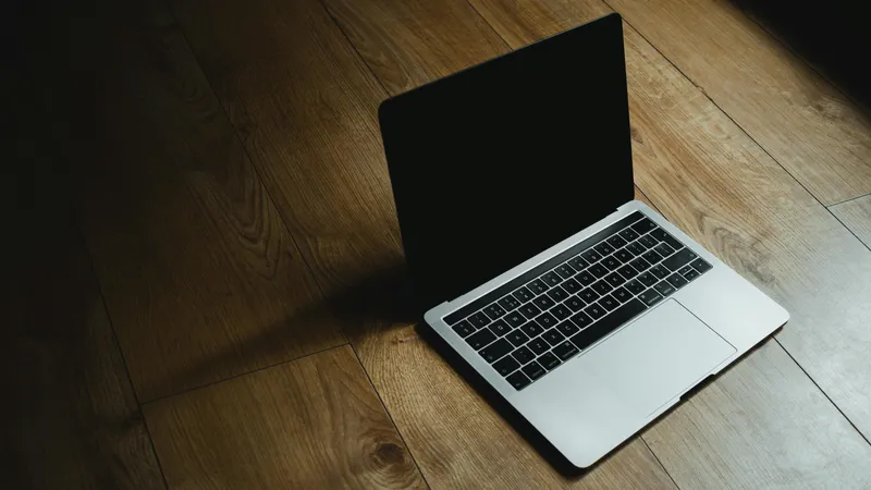 Uhan Electronics: в Туркестанской области откроется производство компьютерной техники