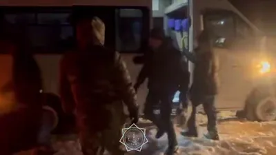 помощь спасателей, фото - Новости Zakon.kz от 27.12.2024 23:20