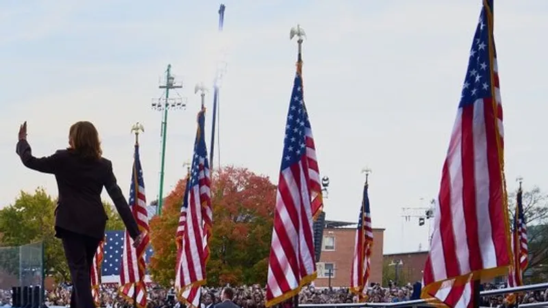Ошибка в выступлении Камалы Харрис вызвала критику в соцсетях и подозрение на алкоголизм