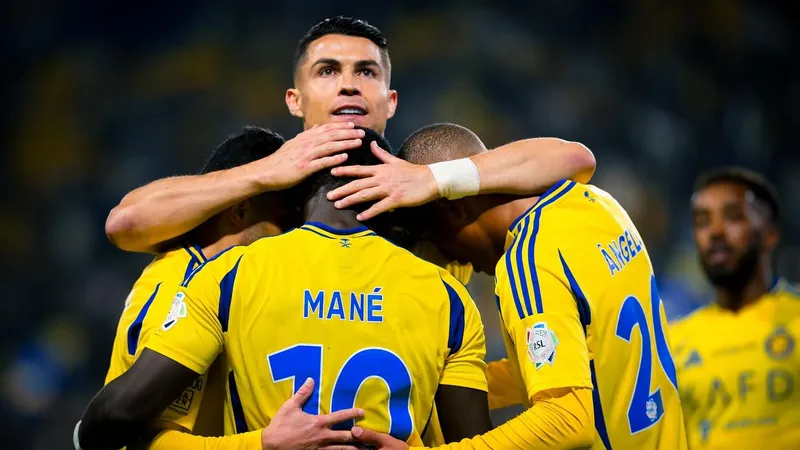 Роналду отметился взятием ворот в 24-й год профессиональной карьеры