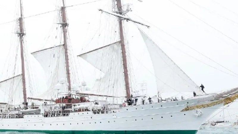 Принцесса Испании Леонор живет на корабле