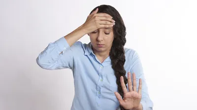 Китайские ученые выяснили, какие неочевидные привычки повышают риск мигрени, фото - Новости Zakon.kz от 13.01.2025 01:53