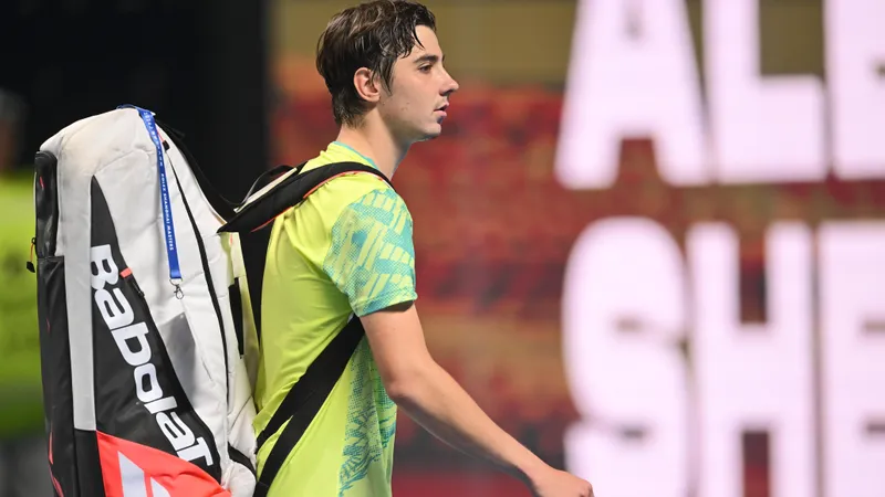 Шевченко проиграл третьей ракетке мира на старте Australian Open