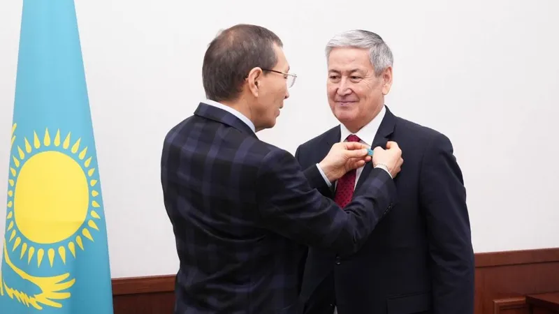 ЦИК зарегистрировала Асылбека Нуралина депутатом Мажилиса Парламента РК