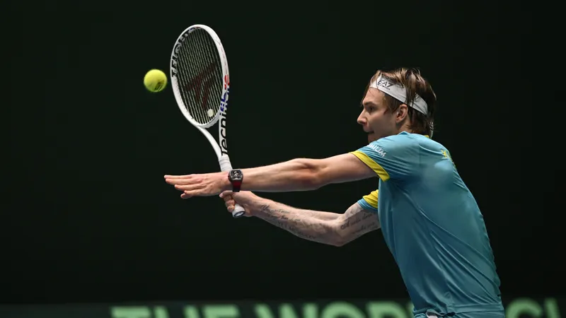 Казахстанский дуэт сыграл в первом круге парного разряда Australian Open-2025