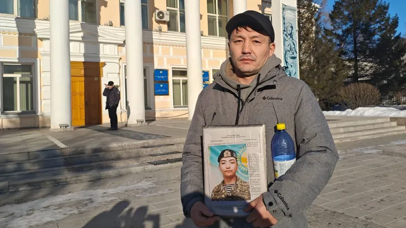 Убийство морпеха в Мангистау: еще один солдат, которому угрожал оружием подсудимый, дал показания в суде