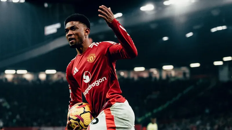 Диалло оформил первый карьерный хет-трик и принес волевую победу "МЮ"