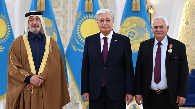 Токаев принял президента Международной федерации тяжелой атлетики