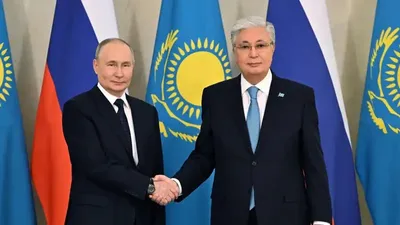 Касым-Жомарт Токаев, Владимир Путин, фото - Новости Zakon.kz от 18.01.2025 11:01