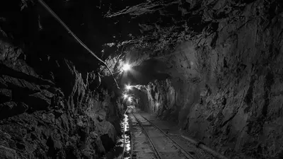 шахтеры во время обвала на угольной шахте в Таджикистане, фото - Новости Zakon.kz от 18.01.2025 18:53