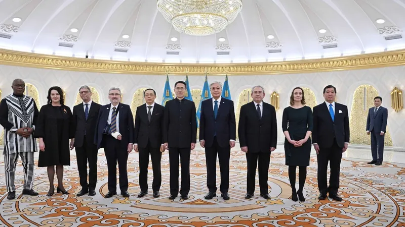 Послы ряда государств вручили Токаеву верительные грамоты