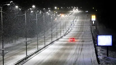Дорога зимой, дороги зимой, машины, автомобили, снег, снегопад, снег на дорогах, снег на дороге, снежная дорога , фото - Новости Zakon.kz от 04.02.2025 11:11