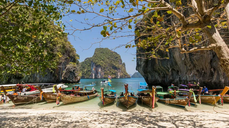 В Таиланде легализовали однополые браки