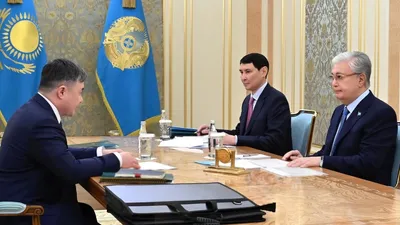 Токаеву рассказали, как обеспечивают стабильность тенге, фото - Новости Zakon.kz от 24.01.2025 16:08