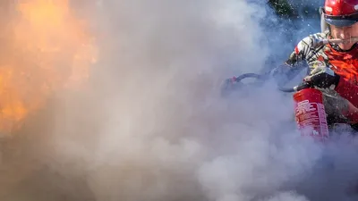 Мужчина поджег себя около школы в Таразе, фото - Новости Zakon.kz от 24.01.2025 13:48