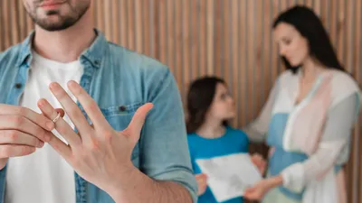 Развод, отношения, брак, расторжение брака, бракоразводный процесс, алименты, фото - Новости Zakon.kz от 27.02.2025 07:34