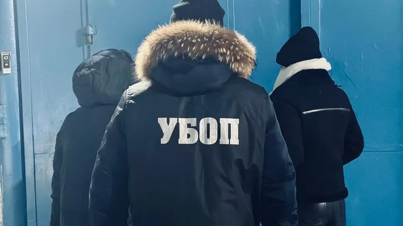 В Уральске две девушки вымогали деньги у студенток и школьниц