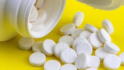 таблетки парацетамол опасность аптеки Казахстан, фото - Новости Zakon.kz от 27.01.2025 10:17