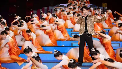 Китайский Новый год, Димаш выступил на праздничном фестивале, фото - Новости Zakon.kz от 29.01.2025 02:10