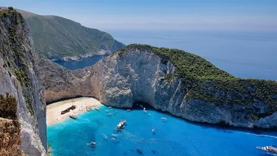 Туристов предупредили о повышенной вулканической активности в Греции , фото - Новости Zakon.kz от 01.02.2025 02:40