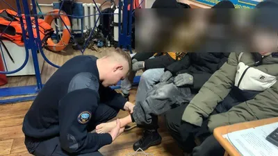 помощь спасателей, фото - Новости Zakon.kz от 01.02.2025 18:54