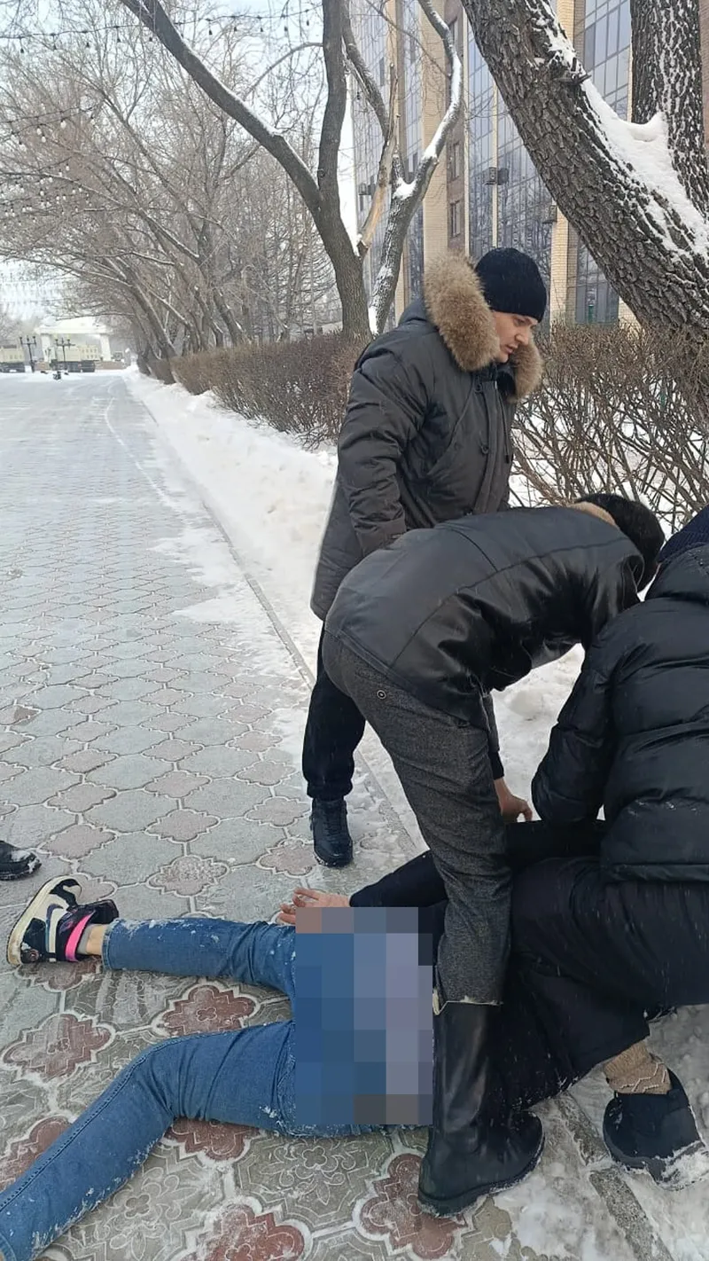 помощь полиции, фото - Новости Zakon.kz от 01.02.2025 18:18