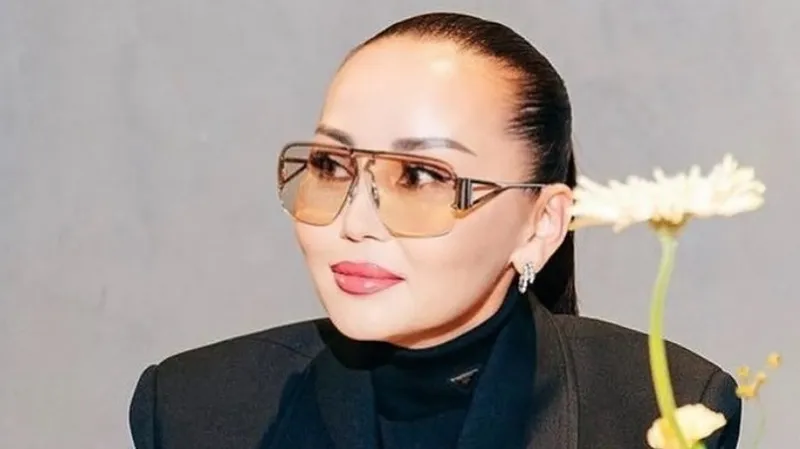 Баян Алагузова отметила важную семейную дату