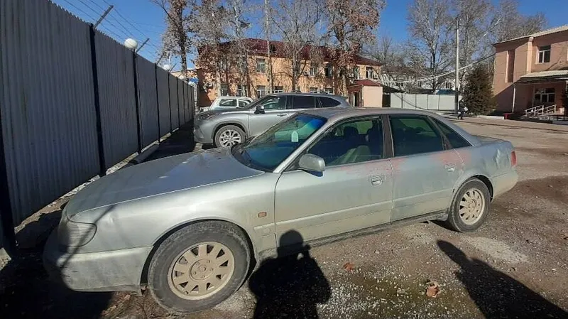 Полицейские нашли в Шымкенте угнанный со стоянки автомобиль