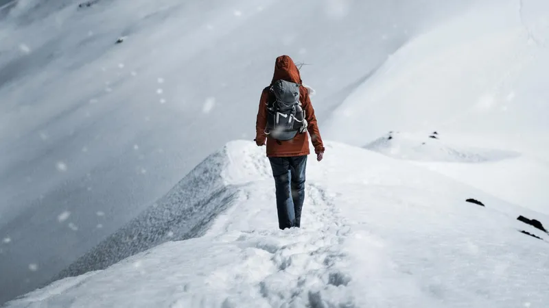 Японию накрыл рекордный снегопад: есть жертвы