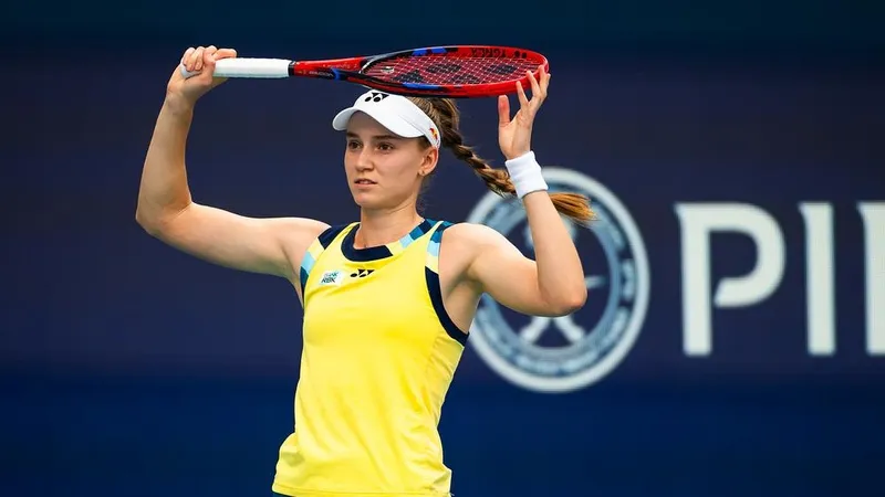 Елена Рыбакина с трудом вышла в третий круг турнира в Абу-Даби