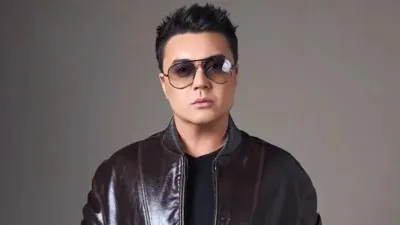 Певец Алмас Кишкенбаев, фото - Новости Zakon.kz от 06.02.2025 13:45