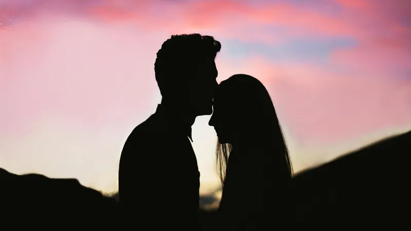 Почему в некоторых парах мужчина и женщина похожи