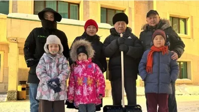 Столичные театральные коллективы запустили необычный экологический челлендж, фото - Новости Zakon.kz от 10.02.2025 15:26