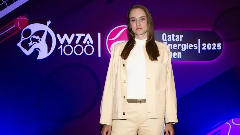 Рыбакина, Соболенко, Швёнтек и другие посетили вечеринку теннисисток в Дохе