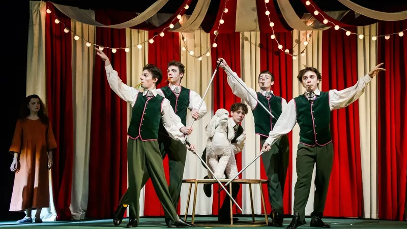 Алматы встречает Российский академический Молодежный театр