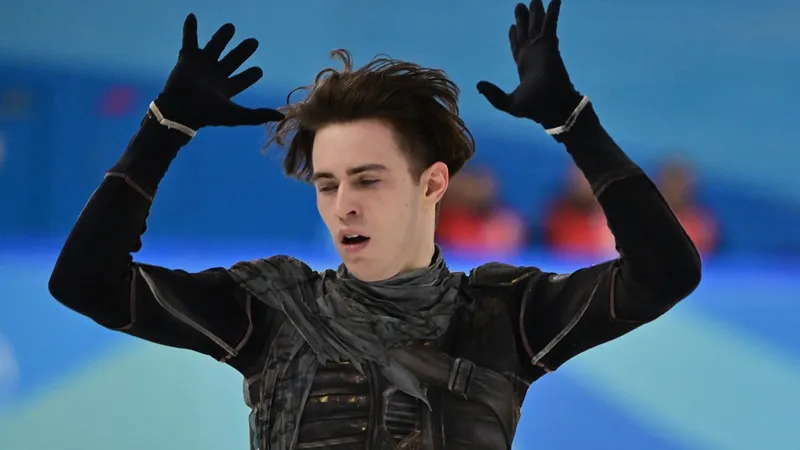 Шайдоров и Самоделкина откатали короткие программы на Азиаде-2025