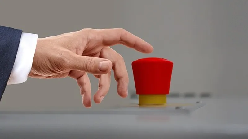 Массовые увольнения сотрудников Агентства по ядерной безопасности обсуждают в США