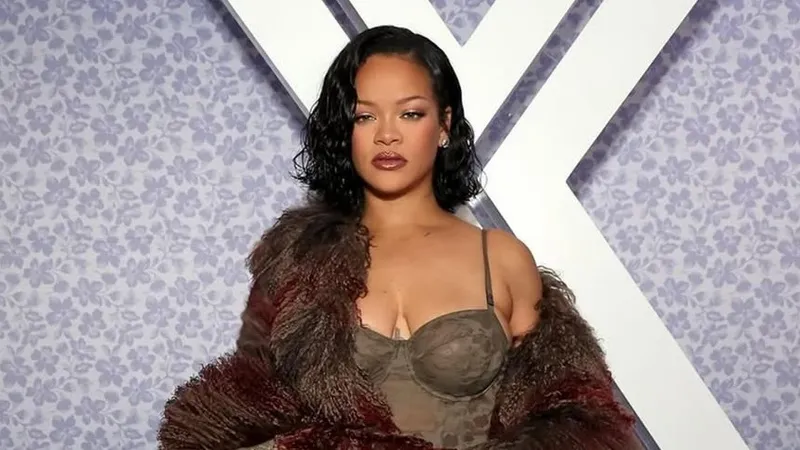 Рианну обвинили в сексуализации своего тела