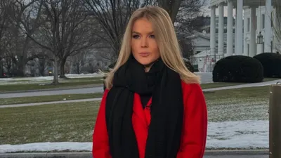 Кэролайн Ливитт, Олаф Шольц, жалобы канцлера Германии , фото - Новости Zakon.kz от 16.02.2025 12:20