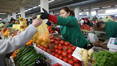 Зеленый базар, базар, рынок, продукты питания, овощи, фрукты, овощной отдел, фруктовый отдел, цены на овощи, цены на фрукты, фото - Новости Zakon.kz от 11.01.2026 21:18