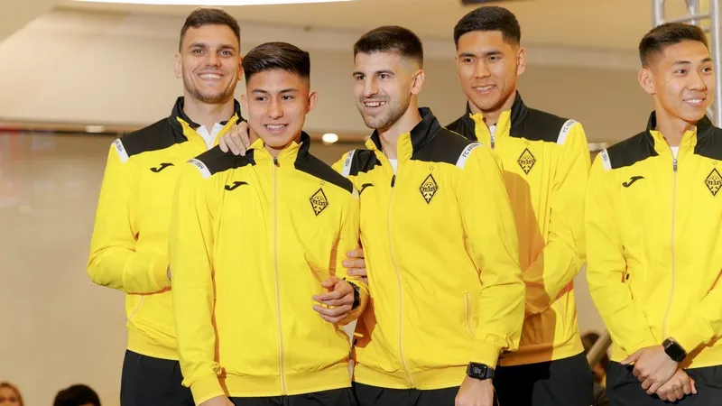 Футбол Презентация Состава, фото - Новости Zakon.kz от 17.02.2025 09:40