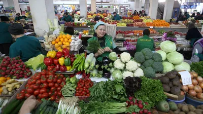Зеленый базар, базар, рынок, продукты питания, овощи, фрукты, овощной отдел, фруктовый отдел, цены на овощи, цены на фрукты, фото - Новости Zakon.kz от 28.09.2025 07:15