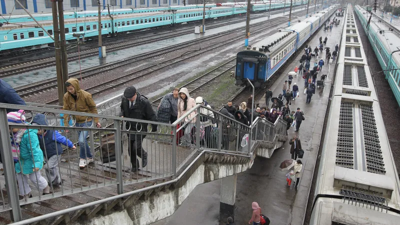 Свидетель о массовом отравлении в поезде в Алматы: Снимали южно-корейский фильм, грелись у горелки