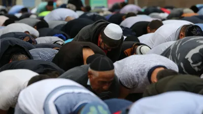 Мусульманство, мусульманская вера, ислам, мусульмане, мечеть, молящиеся люди, рамадан, священный месяц, рамазан, Курбан Айт, Курбан-байрам, мусульманский праздник, намаз, молитва в исламе, время намаза, ораза, ураза, мусульманский пост, сурет - Zakon.kz жаңалық 11.04.2026 16:22