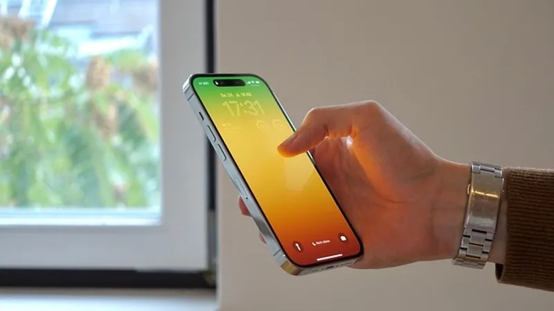 К казахстанцам обратились по поводу номеров с +870