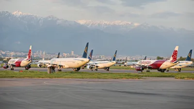 Аэропорт в Алматы, аэропорт Алматы, Алматинский аэропорт, Авиакомпания Air Astana, Эйр Астана, самолет, самолеты, Авиакомпания FlyArystan, Флай Арыстан, самолет, самолеты, фото - Новости Zakon.kz от 29.11.2025 05:00